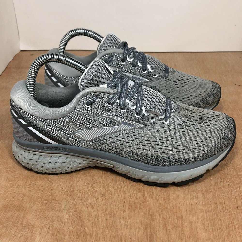 Brooks Womens Ghost 11 Gray Running Shoes sz 7.5